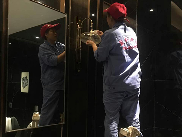 沙坪壩新房開(kāi)荒保潔案例 